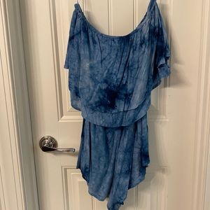 Blue tie-dye strapless romper